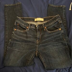 GAP 1969 Best Girlfriend Jeans in Deep Indigo size 26
